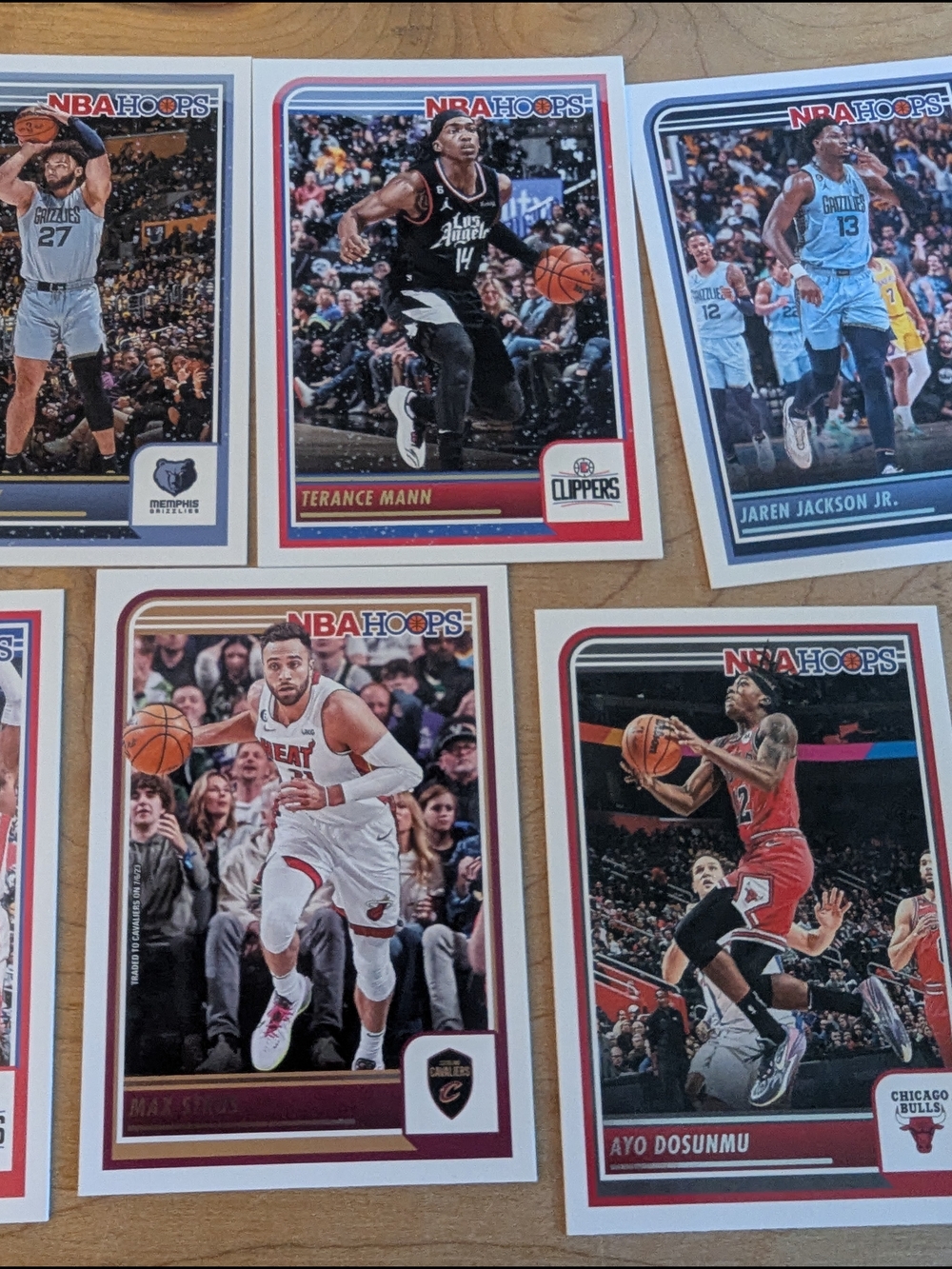 Lot of 7 2023-24 Panini NBA Hoops Basketball Cards - Picture 5 of 6
